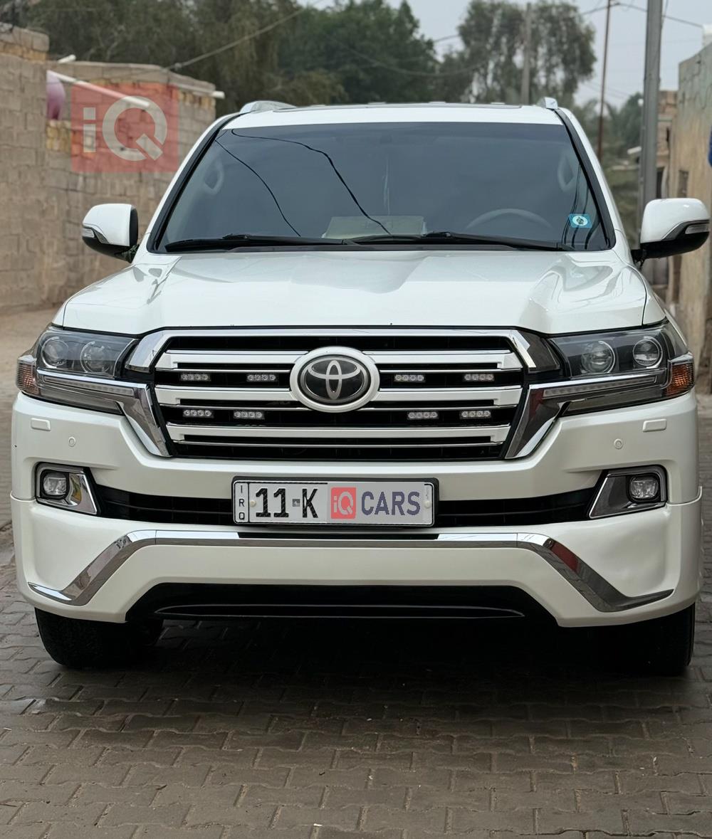 تويوتا لاندكروزر